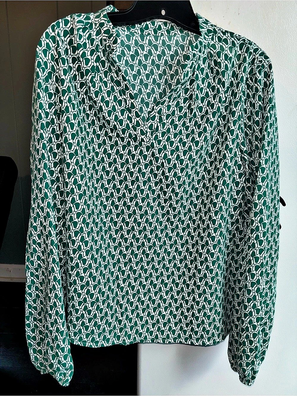 SHEIN Green & White Geometric Blouse